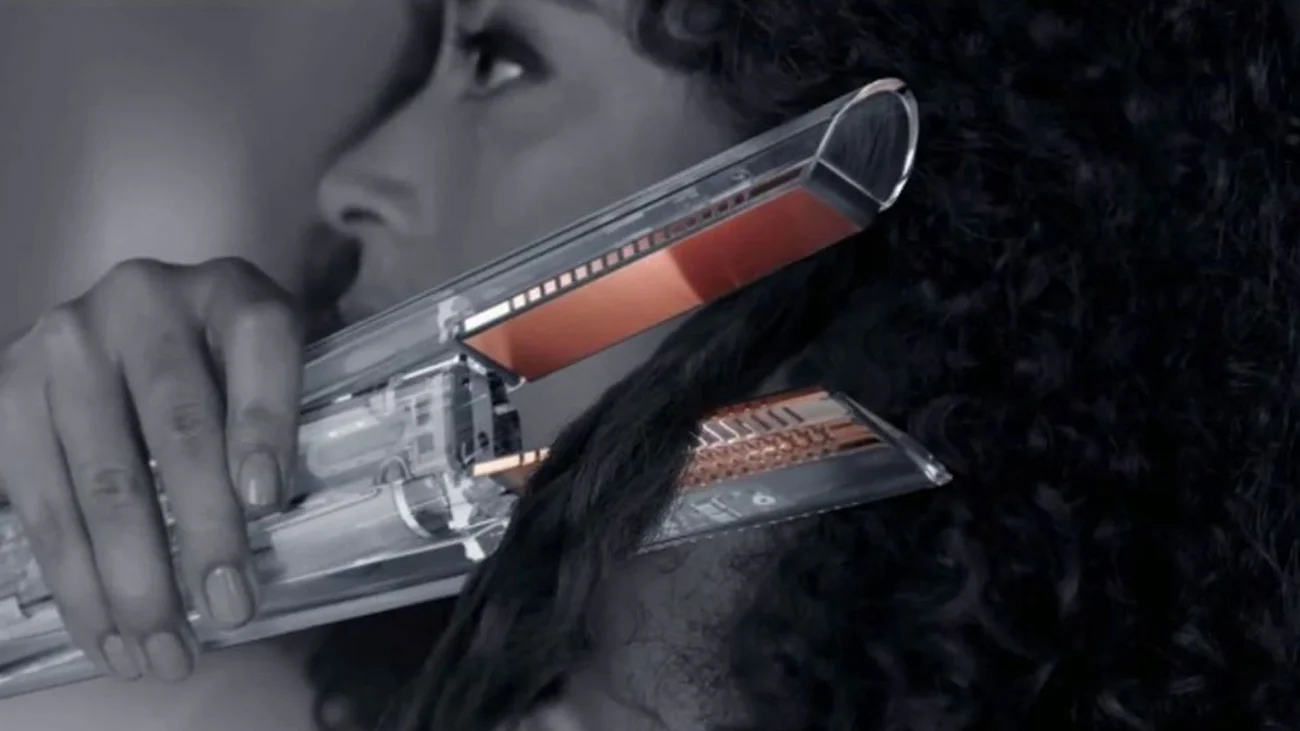 اتو مو دایسون Corrale، حالت دهی موهای ضخیم و پرپشت